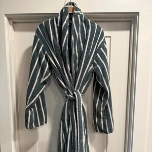 Brooklinen Super-Plush Road - green and white stripe - Medium